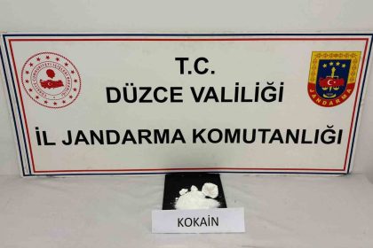 duzcede-800-bin-tllik-kokain-ele-gecirildi