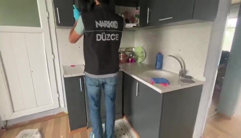duzcede-uyusturucudan-63-kisi-hakkinda-islem-yapildi