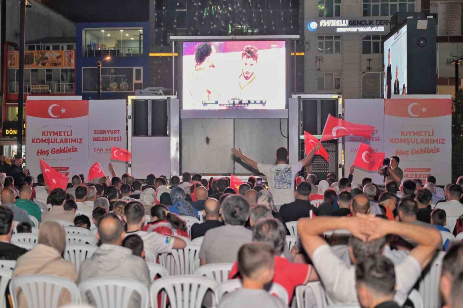 eurobasket-final-heyecani-esenyurtta-yasandi