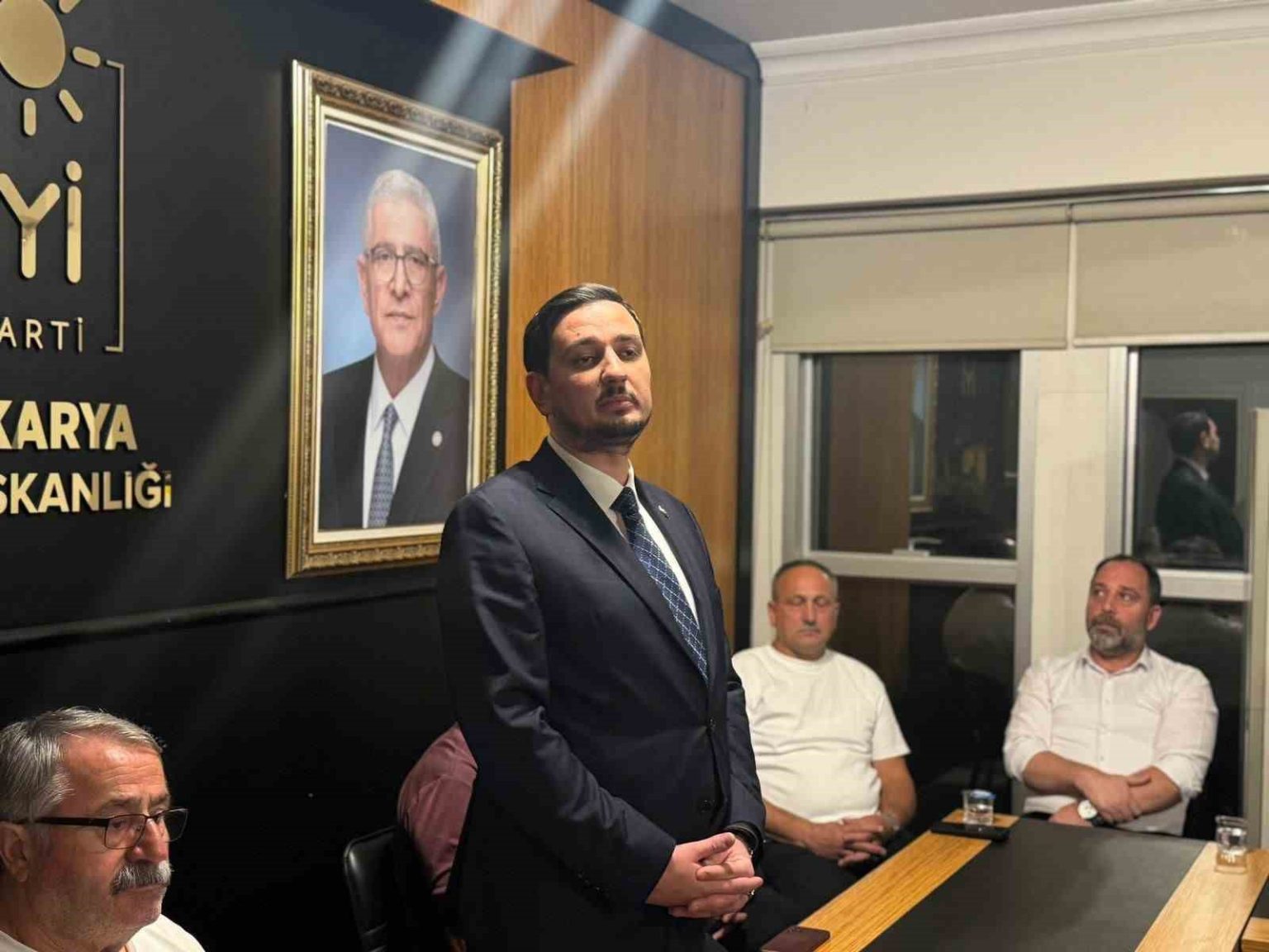 iyi-parti-sakarya-il-baskani-ucak-6-ilce-baskaniyla-birlikte-partisinden-istifa-etti