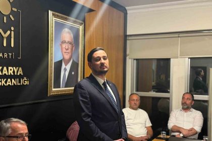 iyi-parti-sakarya-il-baskani-ucak-6-ilce-baskaniyla-birlikte-partisinden-istifa-etti