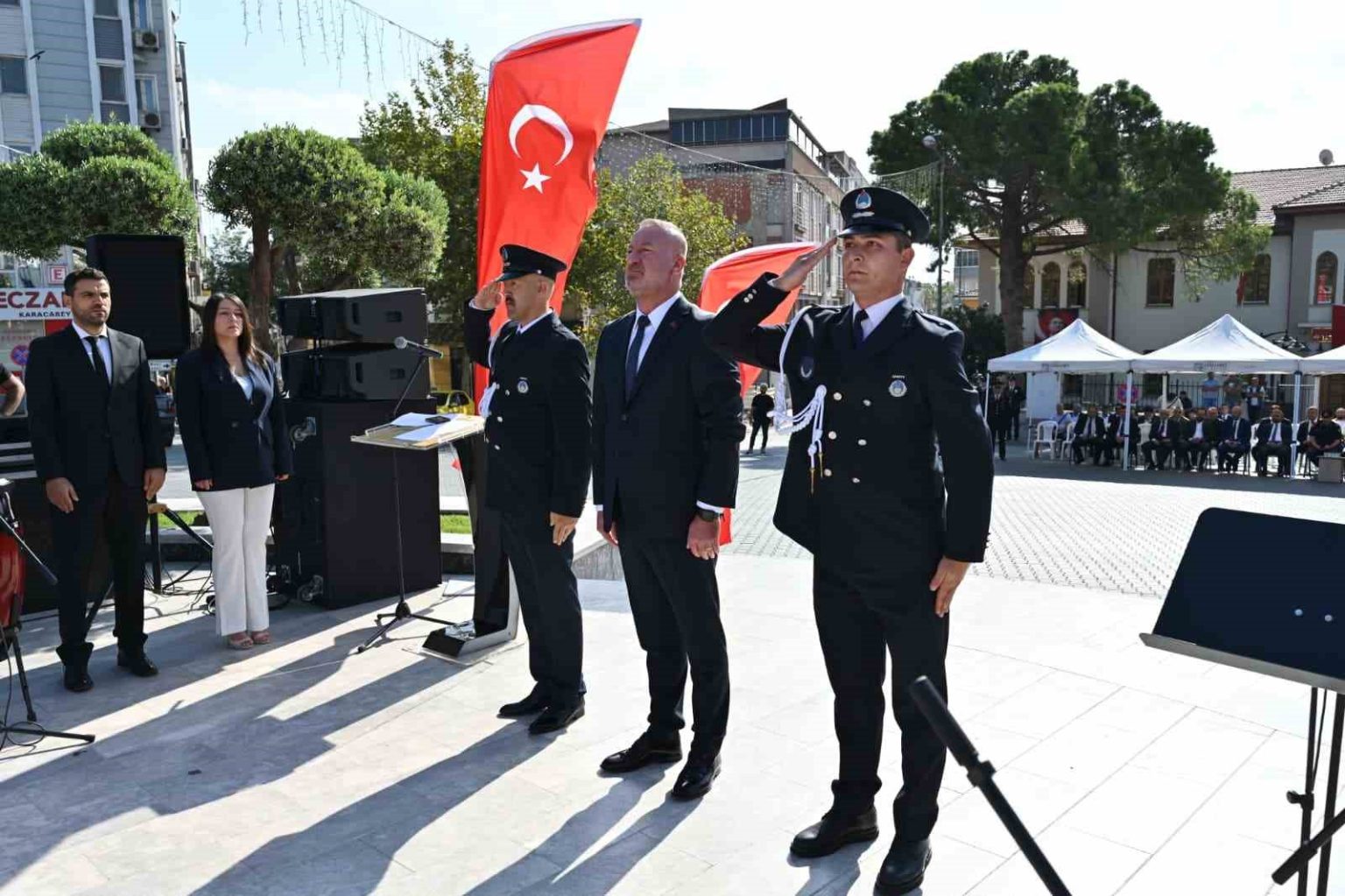 karacabeyin-kurtulusu-coskuyla-kutlandi