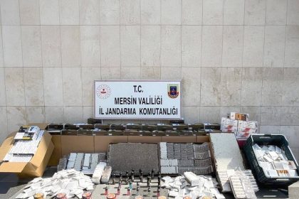 mersinde-kacak-makaron-operasyonu-2-gozalti