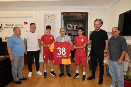 talasin-sporcu-fabrikasindan-profesyonel-liglere-13-futbolcu