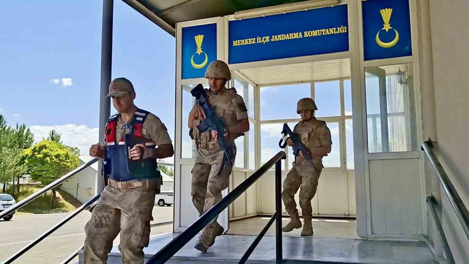 yeni-sistem-devrede-agri-jandarmasi-112-ihbarlarini-anlik-alacak
