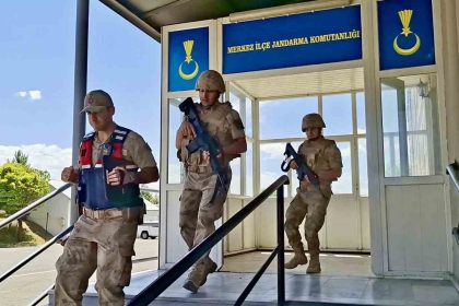 yeni-sistem-devrede-agri-jandarmasi-112-ihbarlarini-anlik-alacak