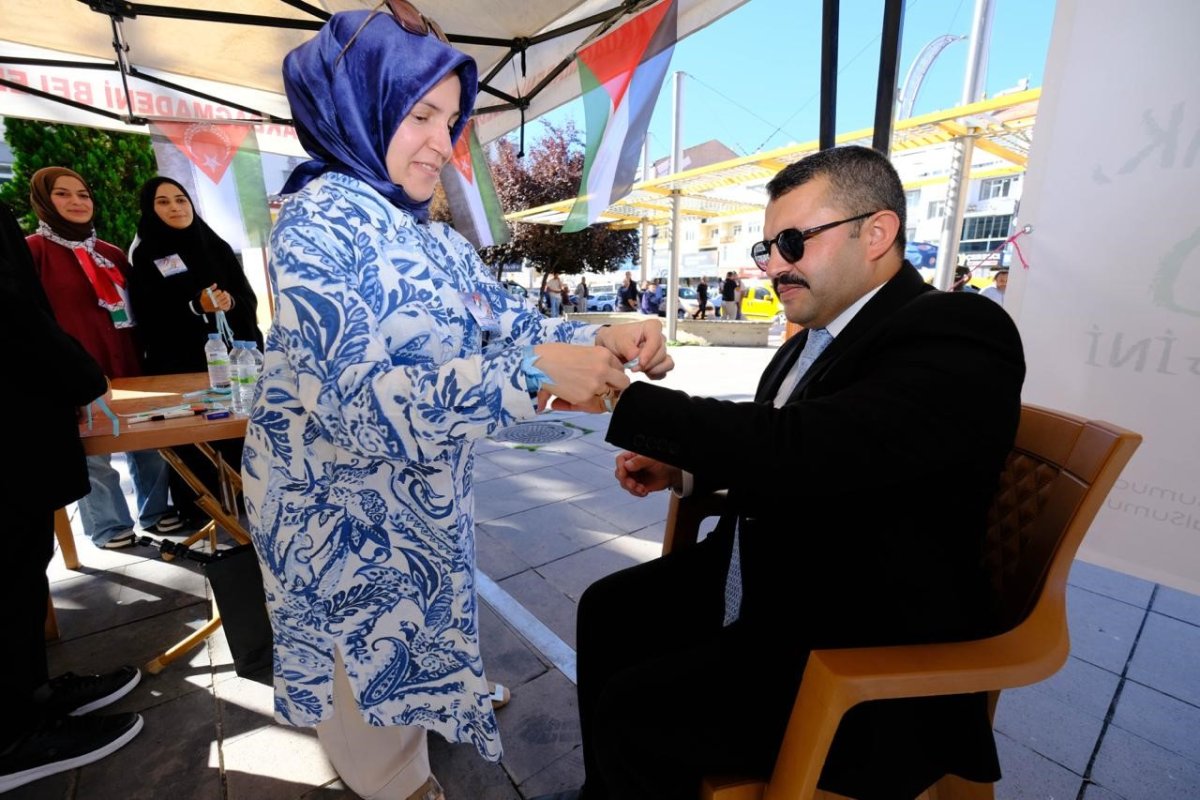 akdagmadeni-belediyesinden-filistine-manevi-destek