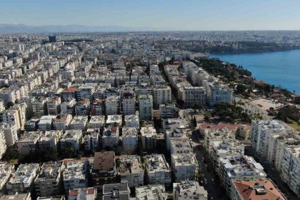 antalyada-agustos-ayinda-6-bin-999-konut-satildi