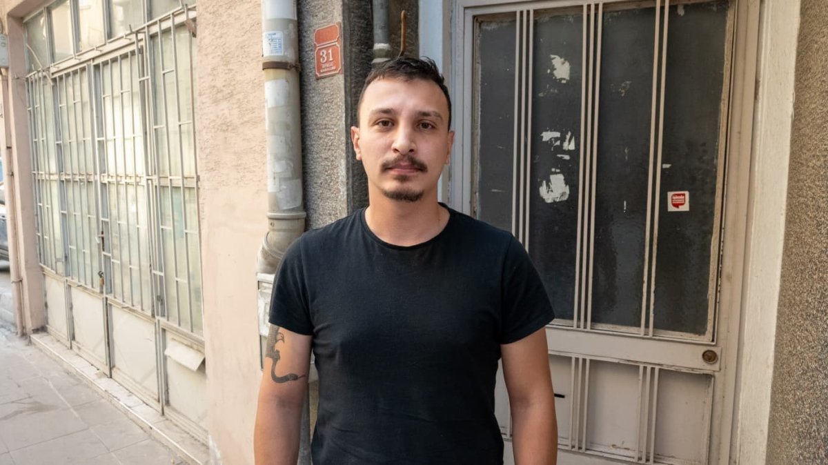 araci-baglanan-surucu-musteri-gibi-davranan-taksicinin-kendisine-bicak-cektigini-iddia-etti