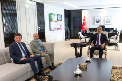 bakan-fidan-oyak-yonetim-kurulu-baskani-aksakalliyi-kabul-etti