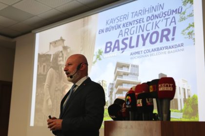 baskan-colakbayrakdar-argincik-sehrin-gelecegini-sekillendirecek-kayseri-tarihinin-en-buyuk-donusum-kararidir