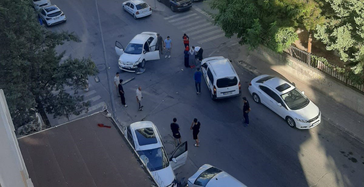 batmanda-trafik-kazasi-1-yarali