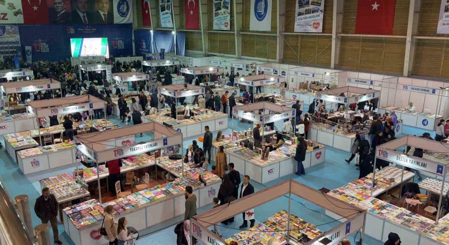 bolgenin-en-buyuk-kitap-fuari-corumda-aciliyor