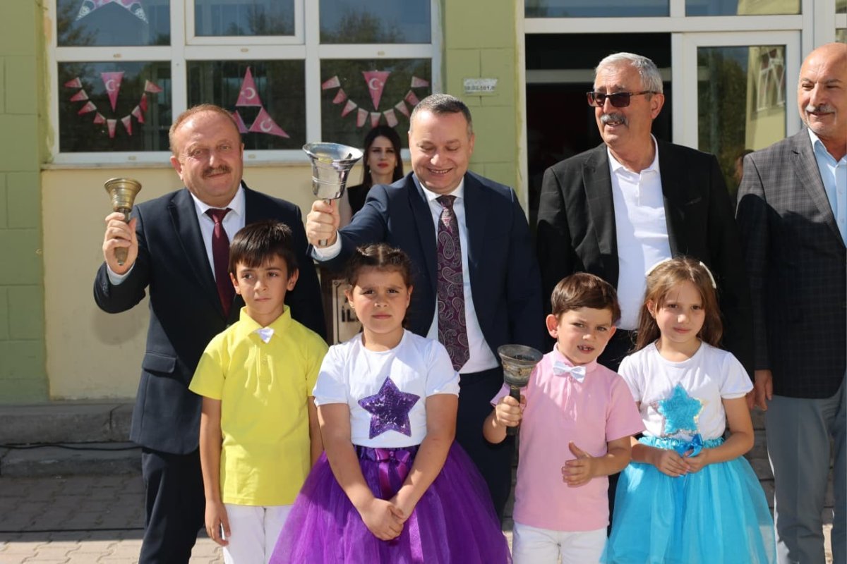 bunyanda-ilkogretim-haftasi-coskuyla-kutlandi