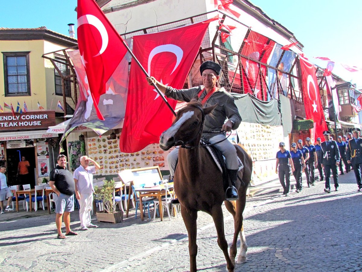 cesmenin-kurtulusunun-103-yildonumu-kutlandi