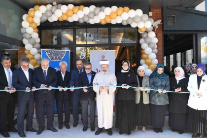 diyanet-isleri-baskani-erbas-yeryuzunde-iyilik-egemen-oluncaya-kadar-calisacagiz