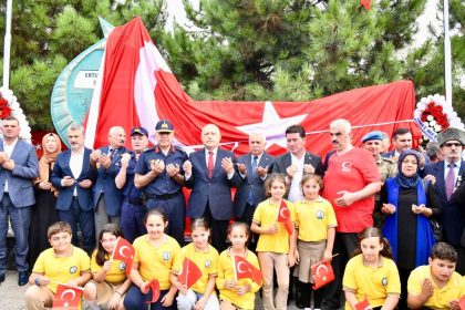 ertugrul-firkateyninde-sehit-olan-71-trabzonlu-asker-anisina-anit