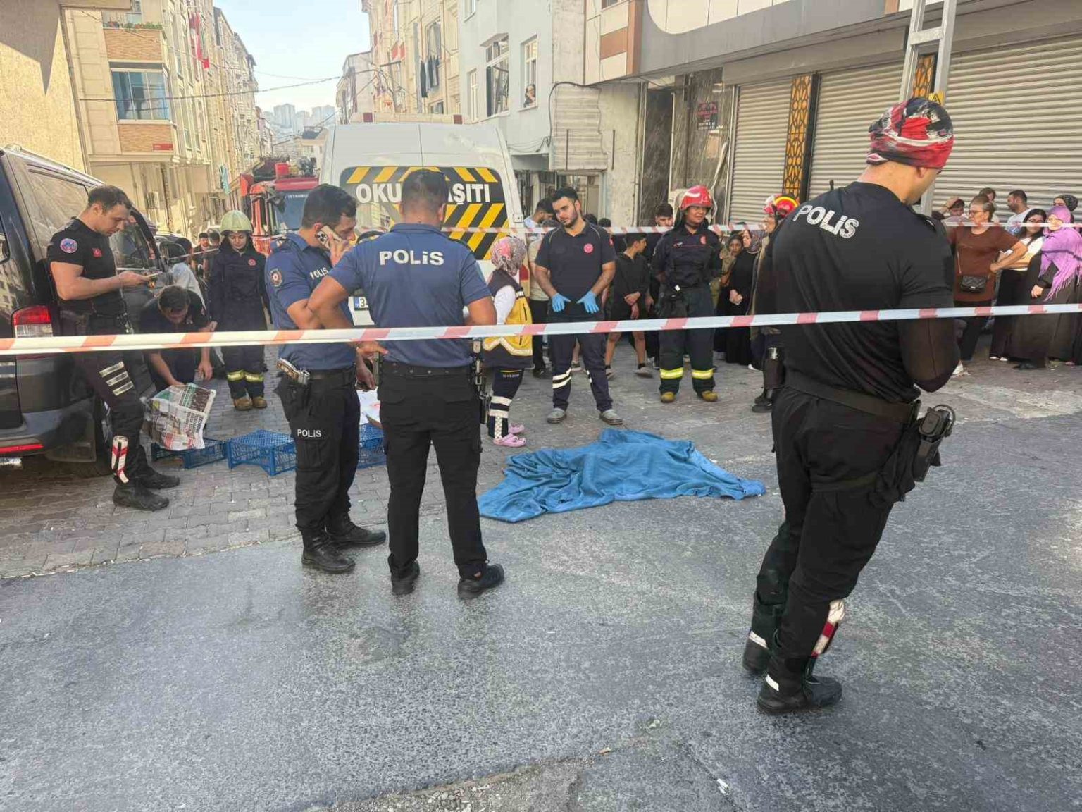 esenyurtta-servis-minibusu-anne-oglu-ezdi