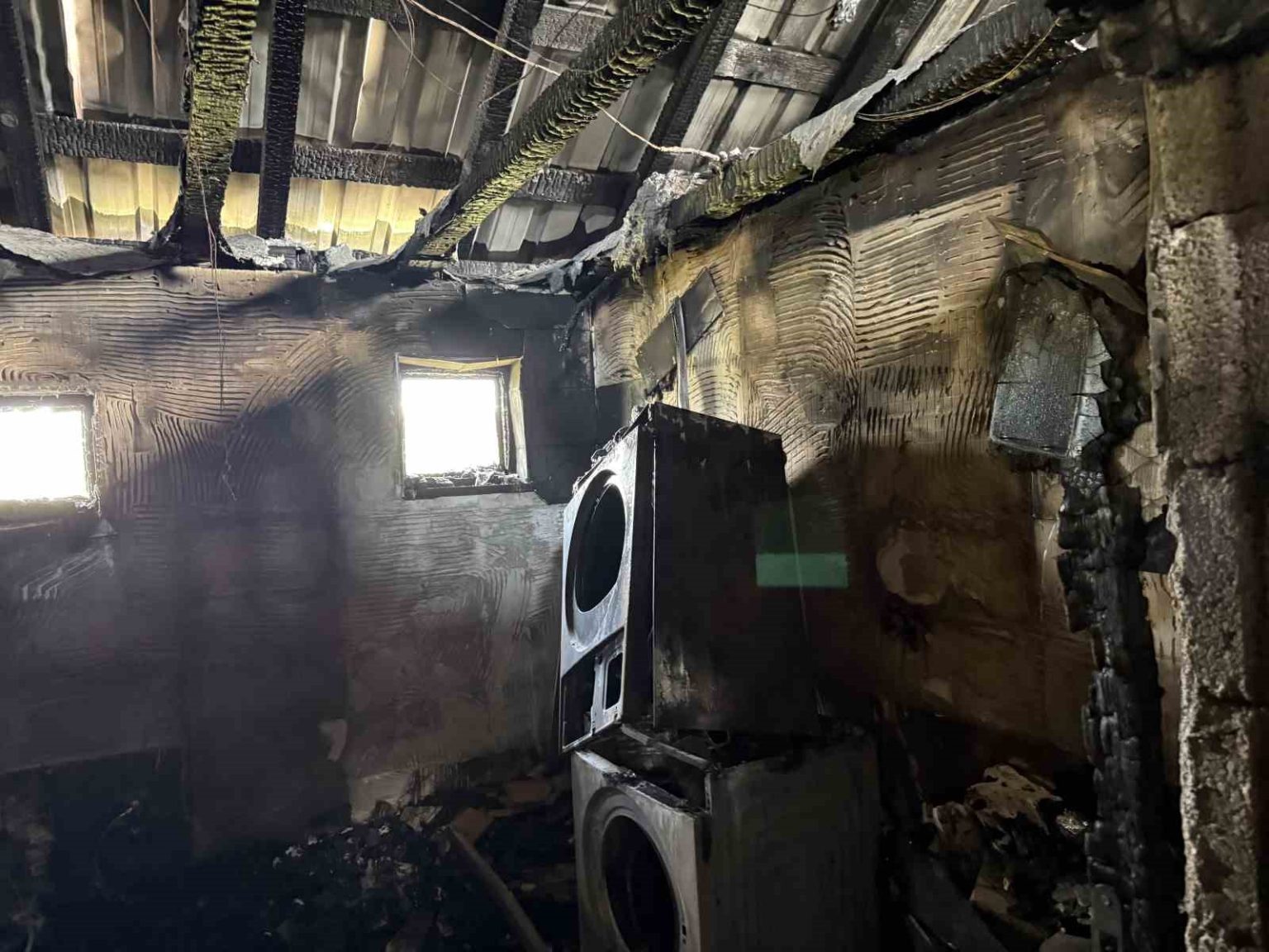 evi-6nci-kez-yanarak-kullanilamaz-hale-geldi