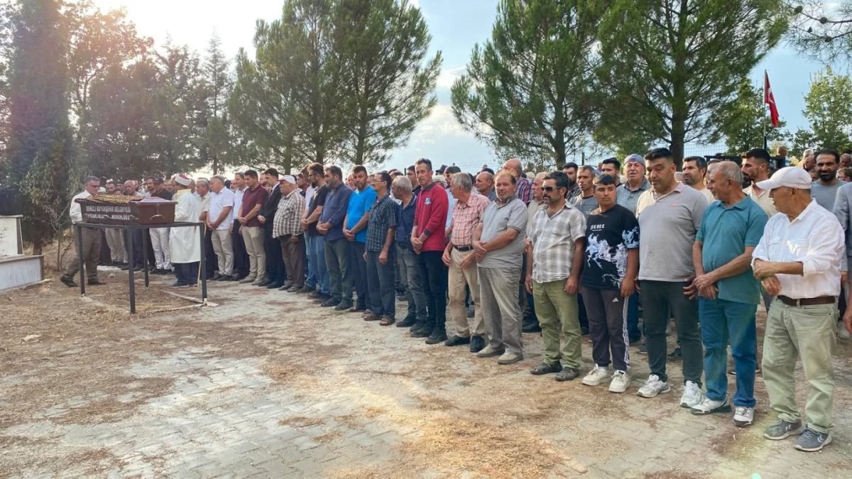 gocukten-sag-olarak-kurtarildiktan-sonra-hayatini-kaybeden-madenci-son-yolculuguna-ugurlandi