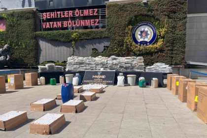 istanbulda-uyusturucu-operasyonu-yarim-tondan-fazla-uyusturucu-ele-gecirildi