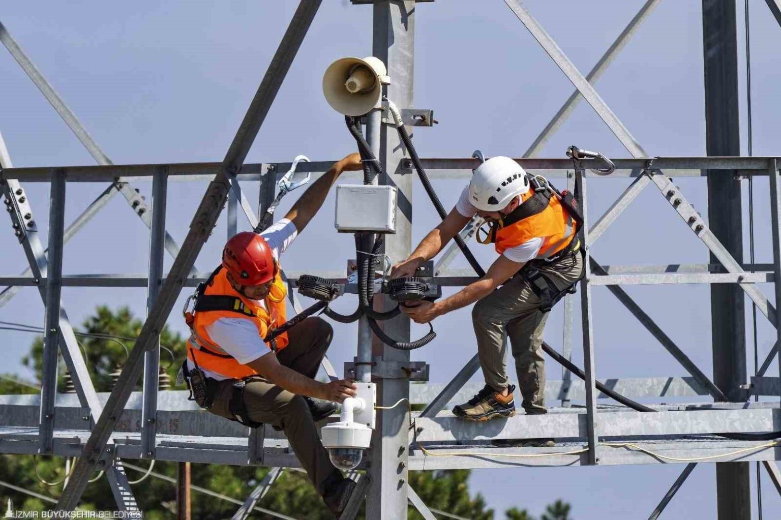 izmirde-afetlere-karsi-telsiz-sistemi-guclendirildi