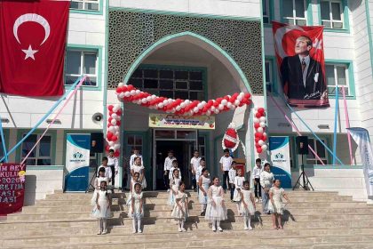 karamanda-ilkogretim-haftasi-kutlandi