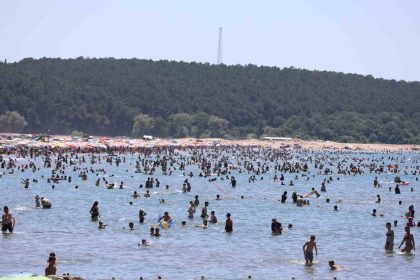 koskem-sezonu-kapatti-sahillerde-bin-906-kisiye-nefes-oldular