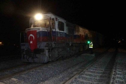 malatya-golbasi-narli-nurdagi-demir-yolu-hatti-hizmete-girdi