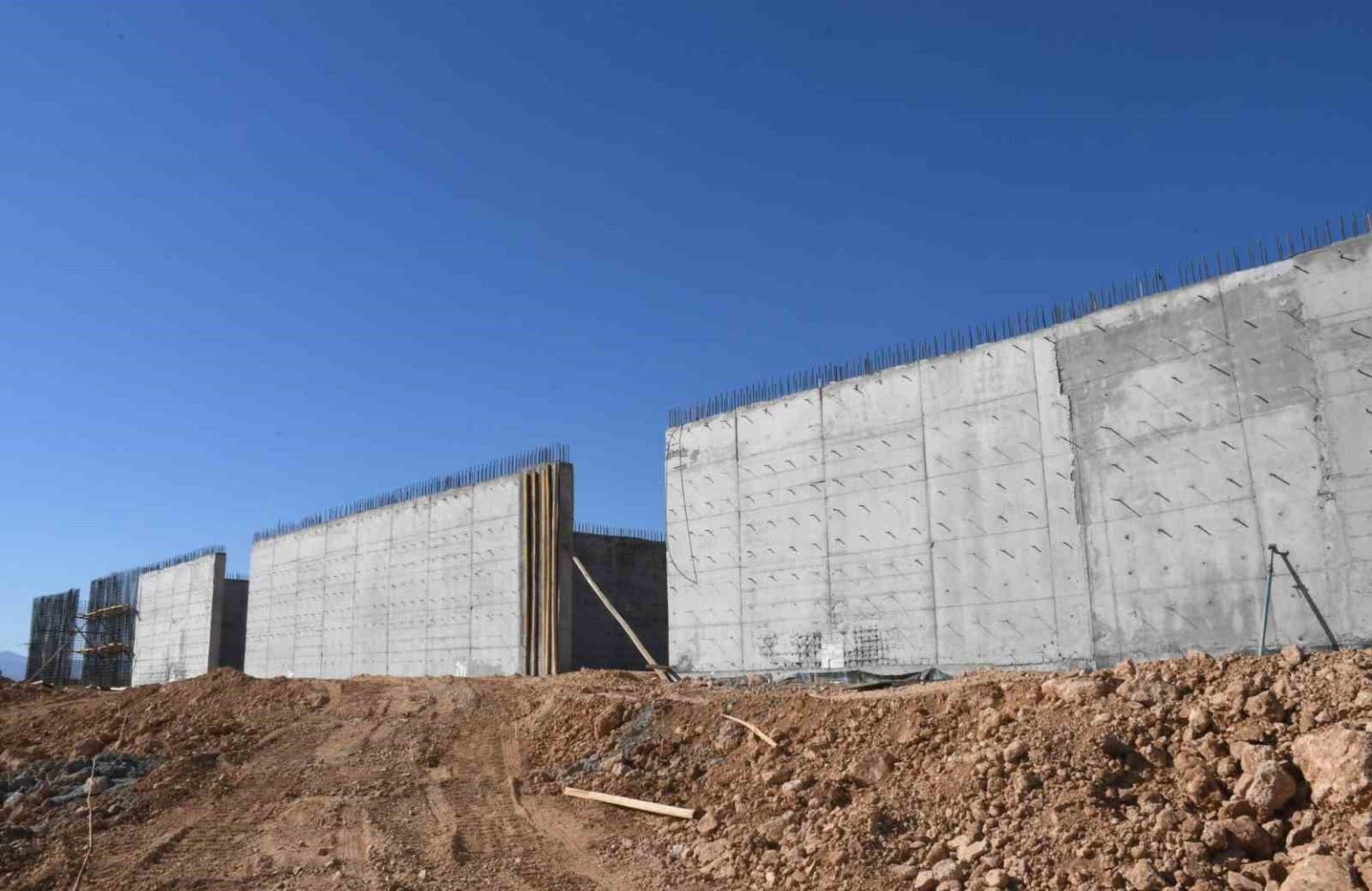 malatyaya-20-bin-ton-kapasiteli-yatay-silo-insa-ediliyor