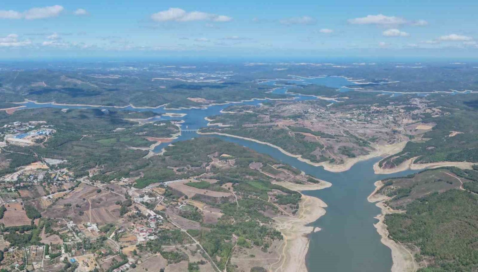 megakentte-barajlar-alarm-veriyor-istanbulu-besleyen-barajlar-cekildi