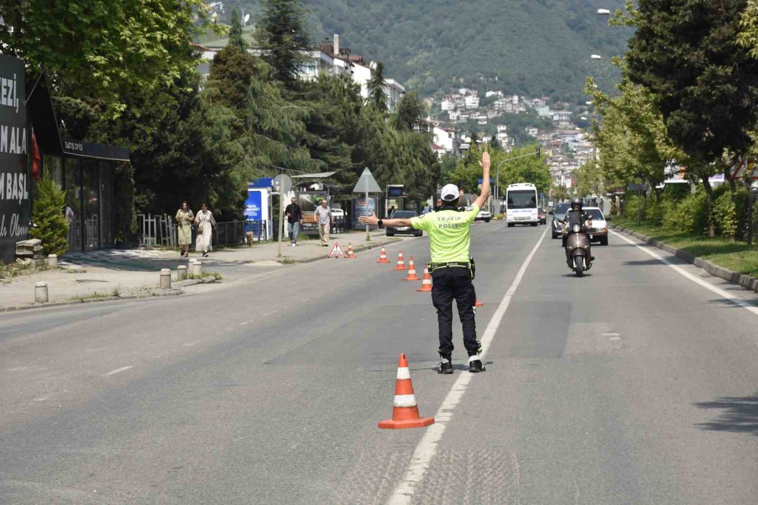 orduda-bir-haftada-19-bine-yakin-arac-ve-surucusu-denetledi