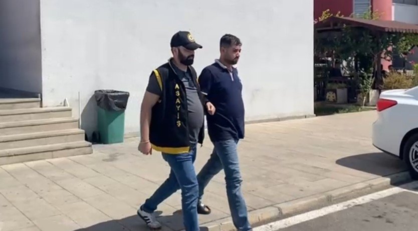 sahte-polisler-banka-soygunu-yalaniyla-yasli-adami-dolandirdi