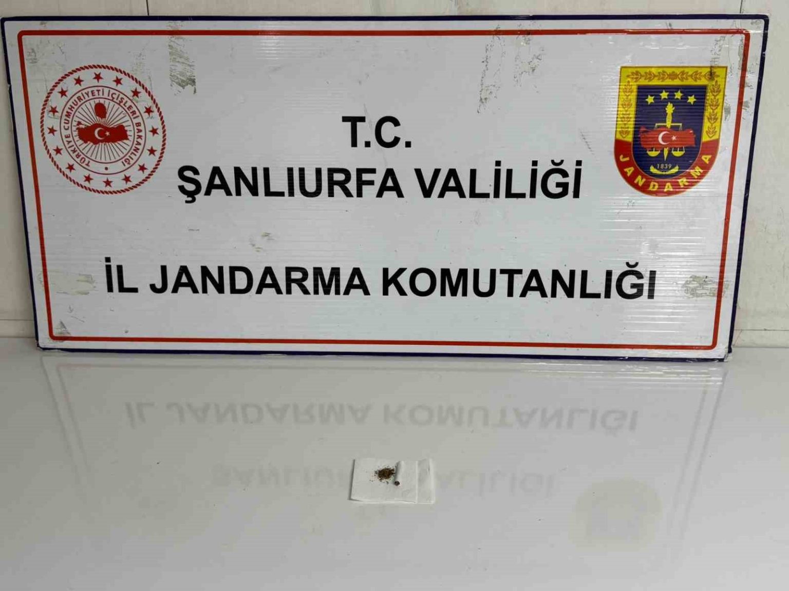 sanliurfada-uyusturucu-operasyonu-4-gozalti