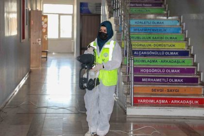 talasta-okullar-hijyenik-ortamda-egitime-basladi