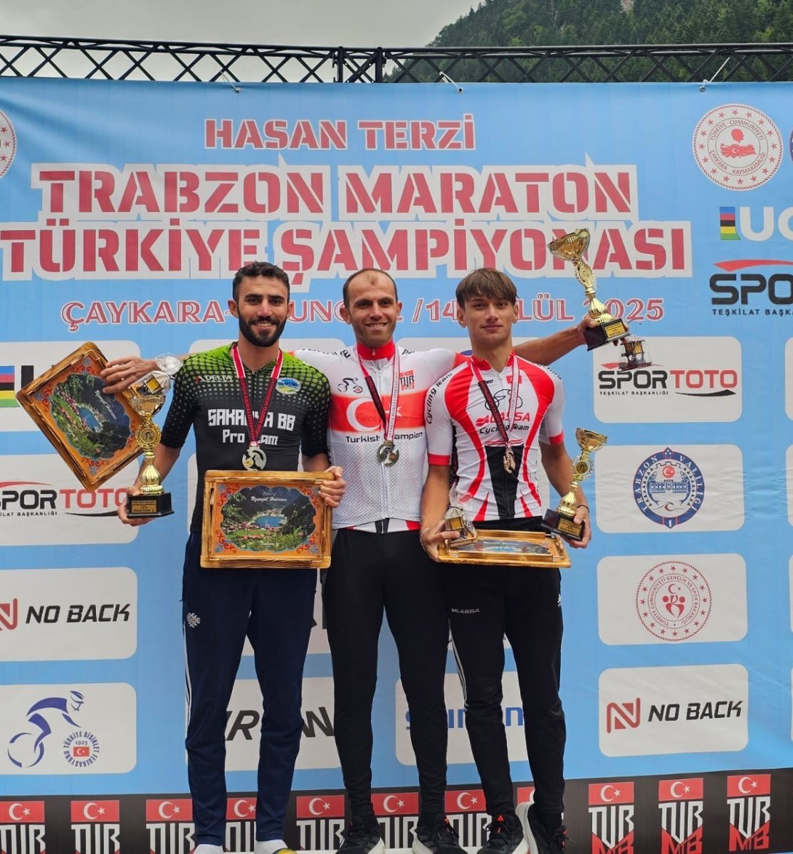 tecrubeli-pedal-sampiyonada-podyumu-bos-birakmadi