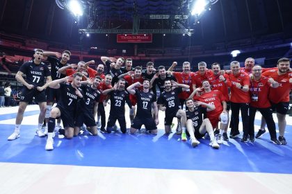 a-milli-erkek-voleybol-takimi-namaglup-son-16-turuna-yukseldi