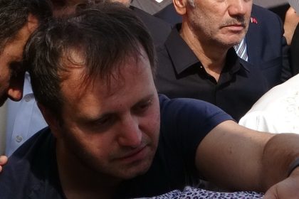 bafra-cumhuriyet-bassavciligindan-kizilirmaka-ucan-otomobile-iliskin-aciklama-surucu-doktor-tasarlayarak-kasten-oldurme-sucundan-tutuklandi