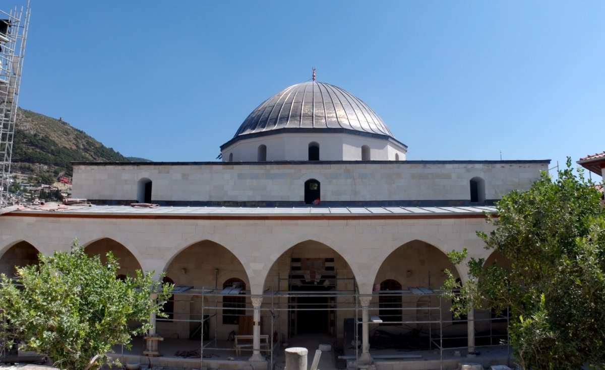 baskan-altay-hatay-habib-i-neccar-camiinin-yeninden-restorasyonunda-sona-yaklastik