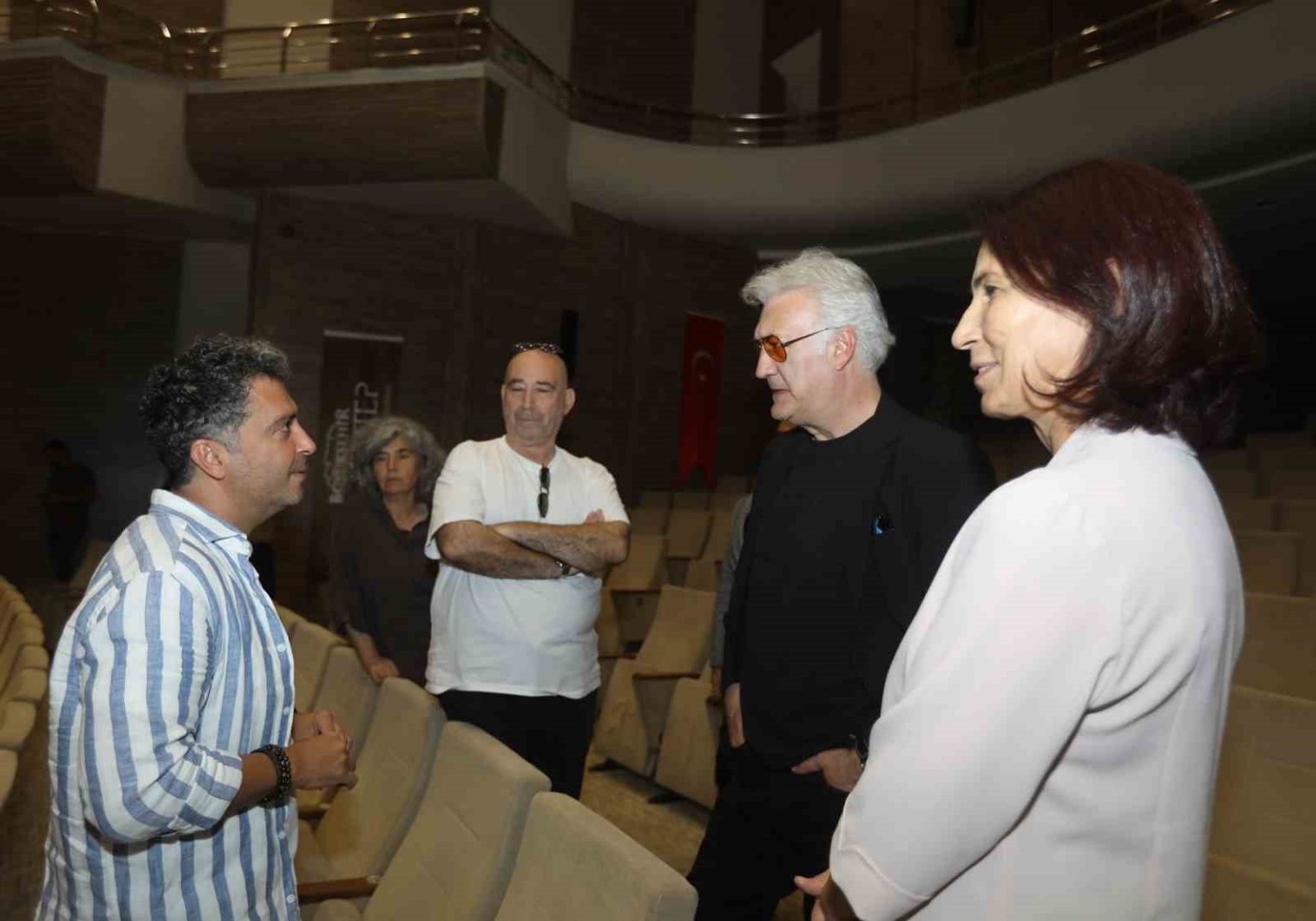 devlet-tiyatrolari-genel-muduru-karadagli-gaziantep-sehir-tiyatrosu-provasinda