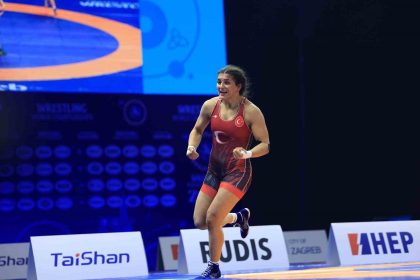dunya-gures-sampiyonasinda-nesrin-bas-finalde