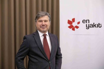 en-yakit-elektrikli-tasit-tanima-sistemini-kullanicilar-ve-sirketler-icin-gelistirmeyi-surduruyor