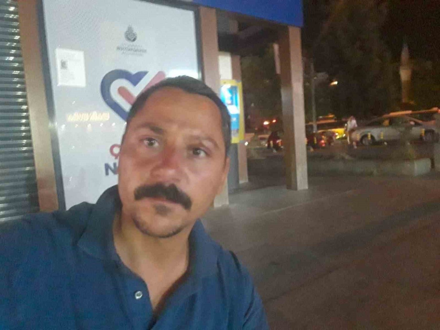 eyupsultanda-bir-kisi-kendini-asarak-hayatina-son-verdi