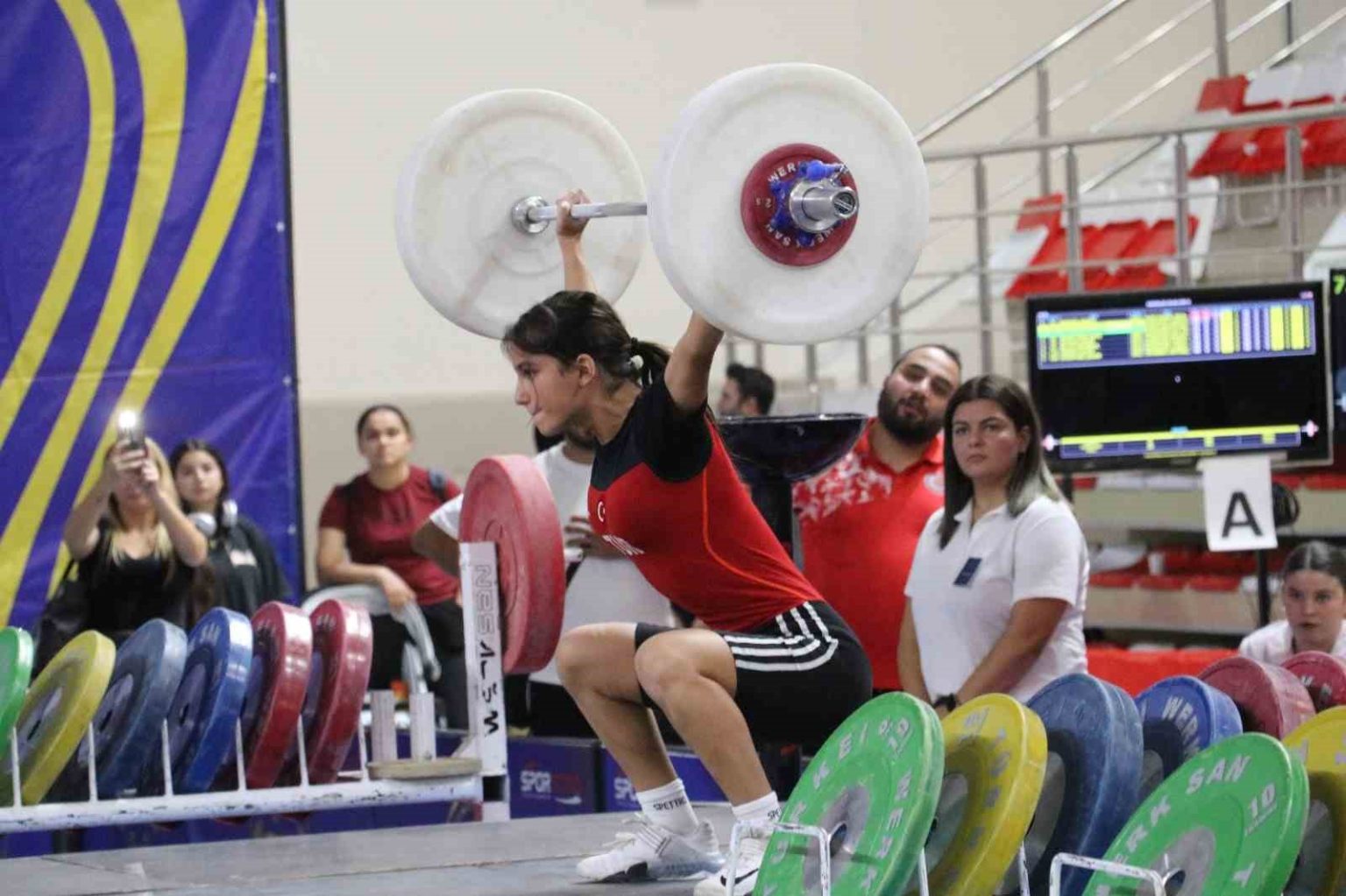 gencler-kulupler-turkiye-halter-sampiyonasi-eskisehirde-basladi