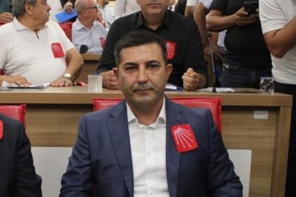 gunel-meclis-toplantilarinin-canli-yayinlanmasini-istedi
