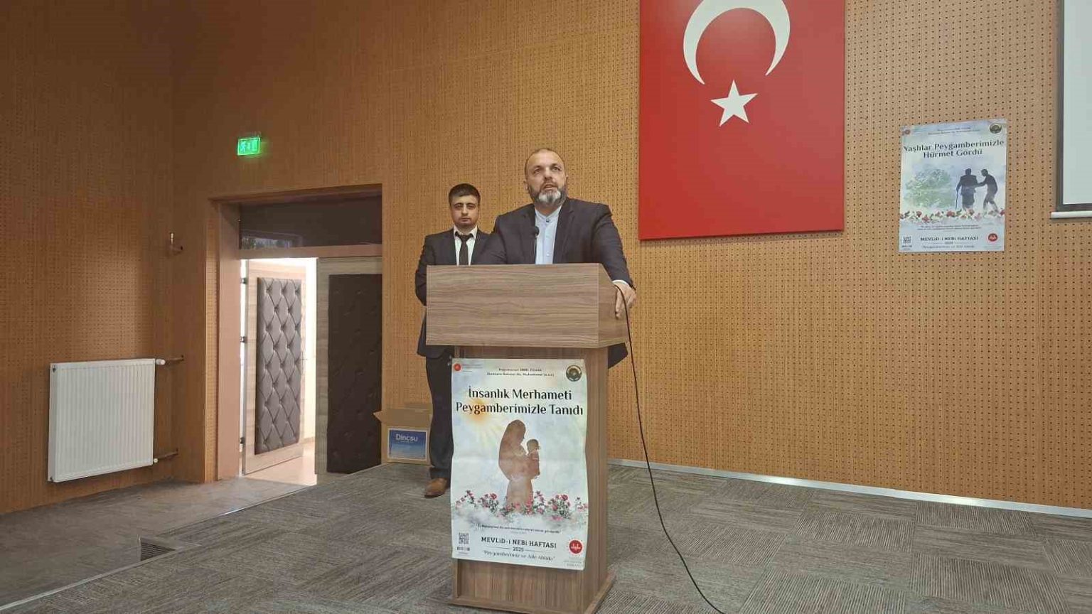 hisarcikta-peygamberimiz-ve-aile-ahlaki-konulu-konferans
