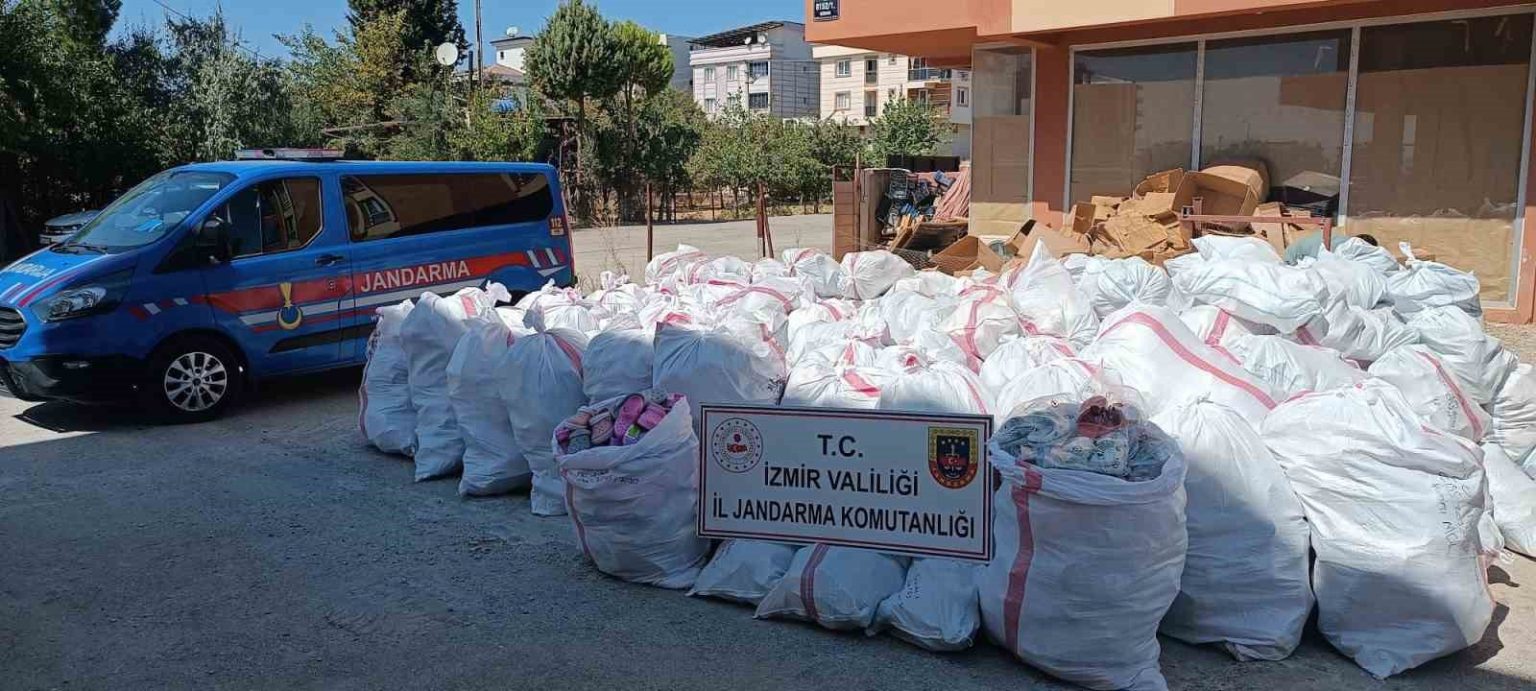 izmirde-taklit-urun-operasyonu