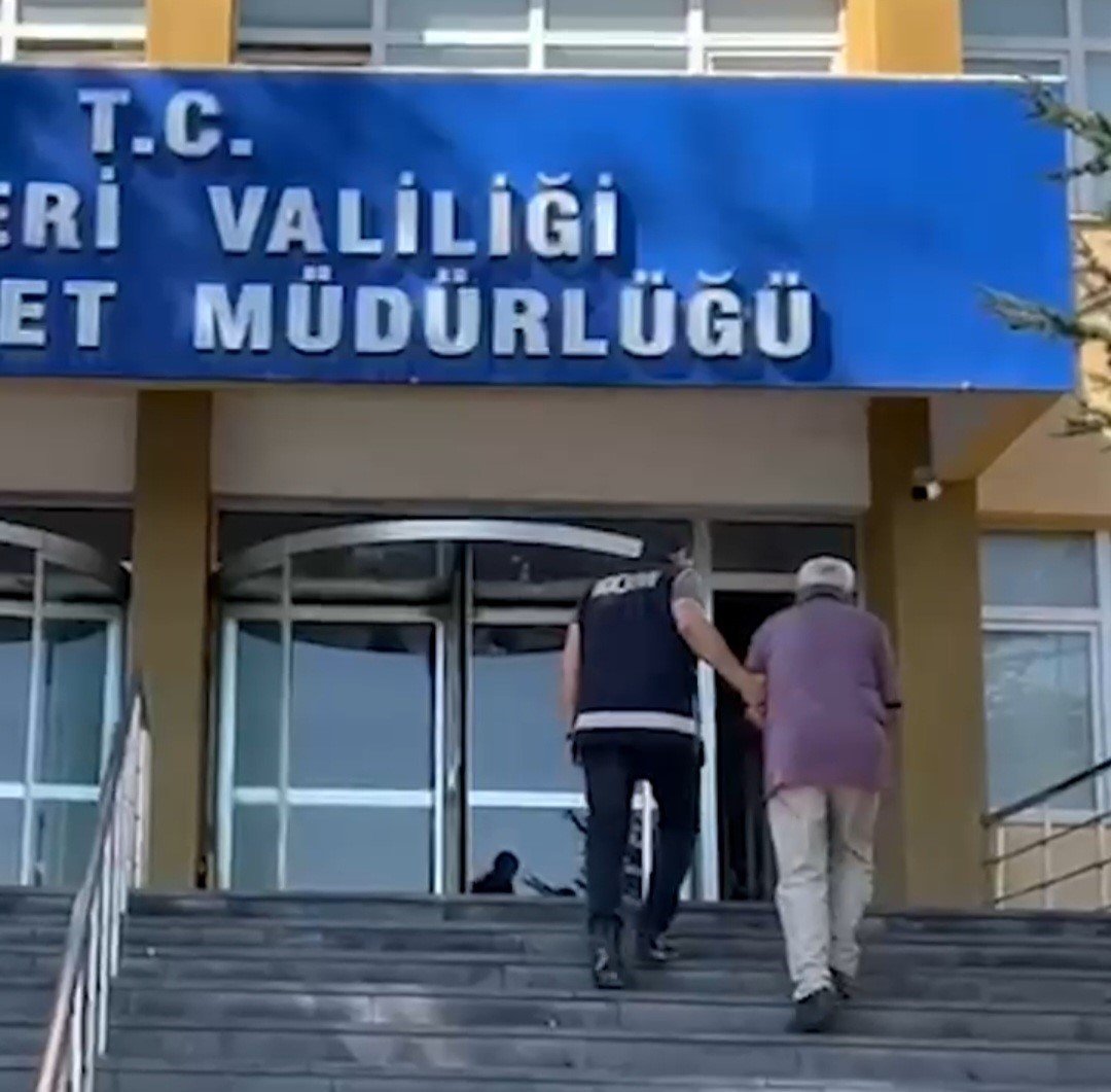 kayseride-acik-senetler-kullanarak-tefecilik-yapan-1-kisi-gozaltina-alindi