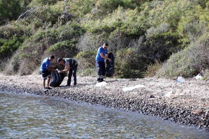 mugla-buyuksehirden-arac-ulasimi-olmayan-koylarda-temizlik