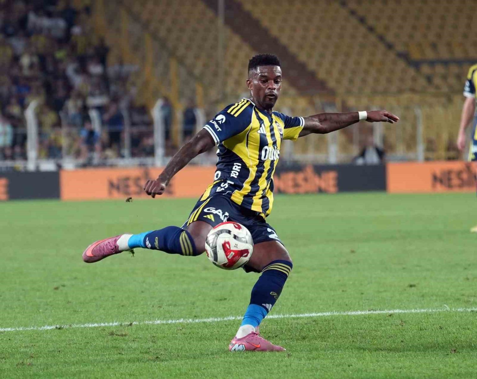 nelson-semedo-fenerbahcedeki-ilk-golunu-atti